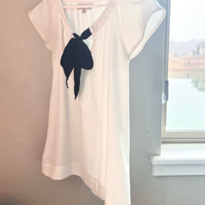 Lot of 2 Feminine Blouses